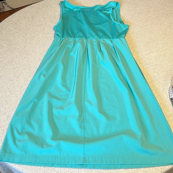 Columbia Omni Shade Sun Protection Teal Dress. Size Medium. - Picture 7 of 11